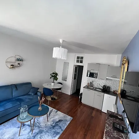 La Tour Annunziata Apartment *