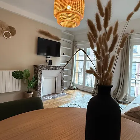 La Tour Annunziata Apartment