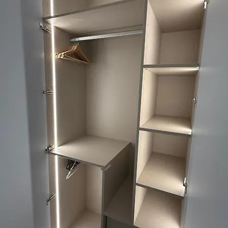 La Tour Annunziata Versailles