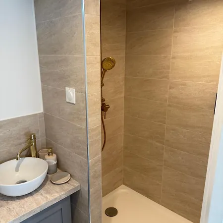 La Tour Annunziata Apartment