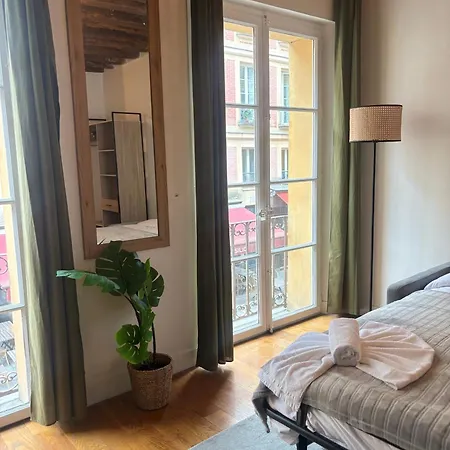 La Tour Annunziata